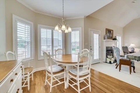 Building Photo - 115 Willow Oak Loop