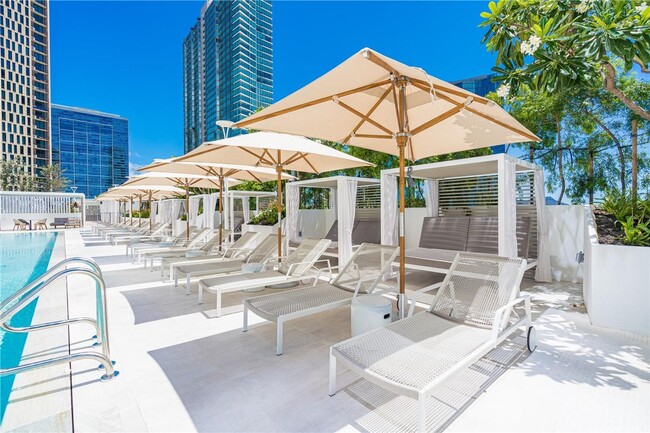 Building Photo - Luxury 1 Bedroom at Ko'ula With Ocean Views & Parking