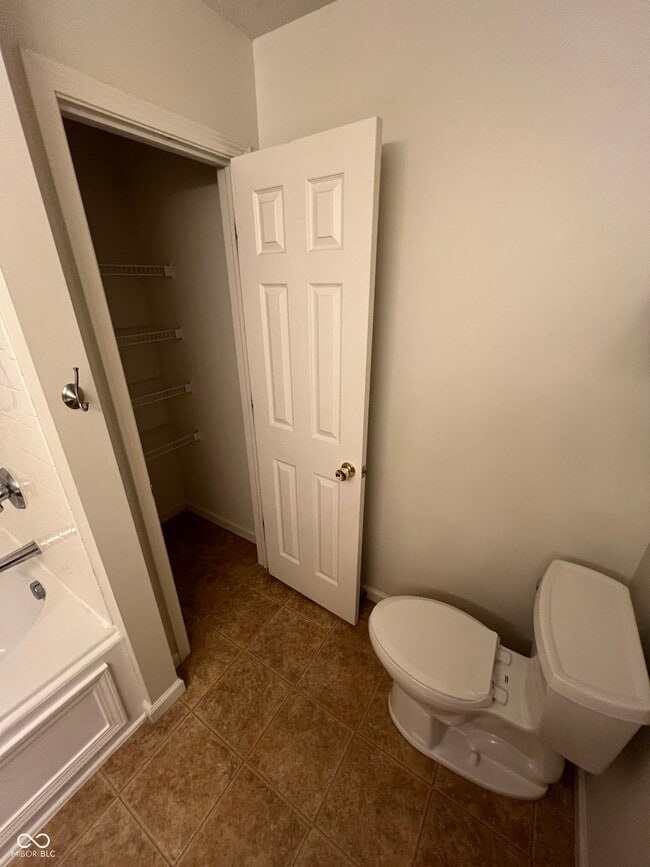 Building Photo - 1239 Highland Lake Way