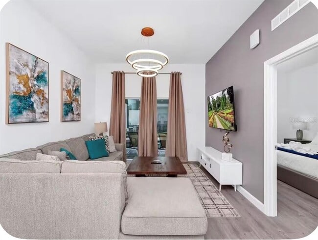 Building Photo - 363 Famagusta Dr