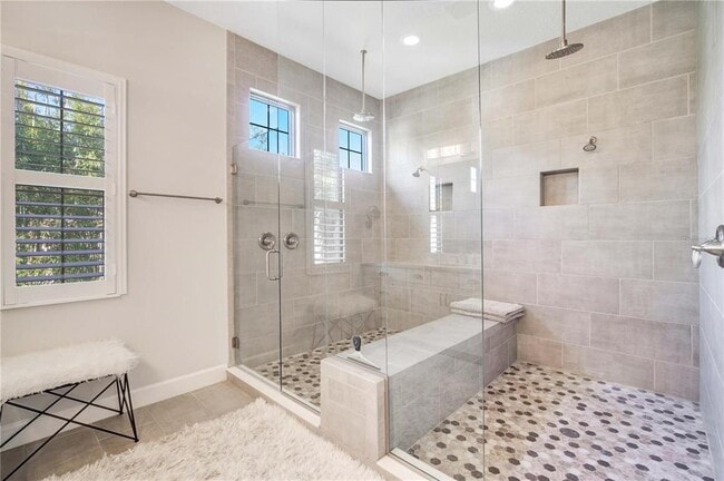 Building Photo - 8449 Via Vittoria Way