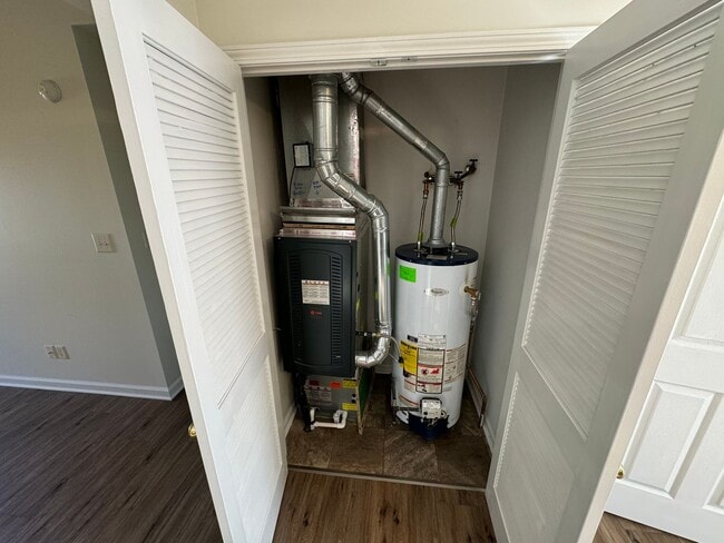 Building Photo - Ranch style 3 Bedroom and 2 Full Baths Home