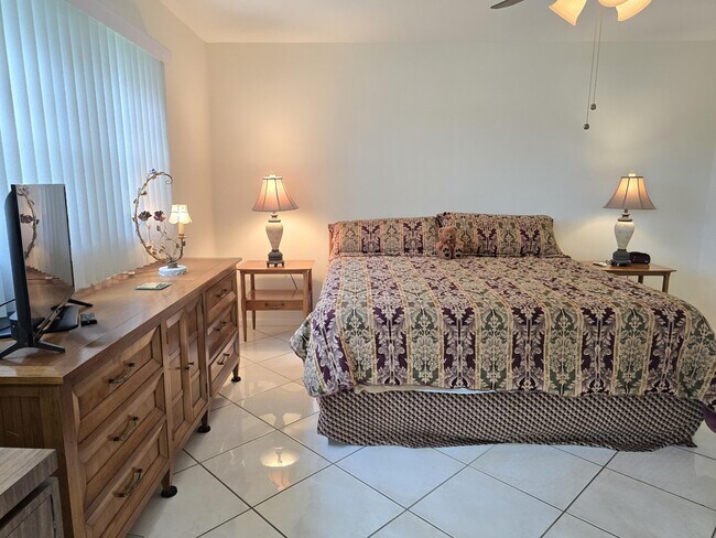 Building Photo - 3403 Bimini Ln