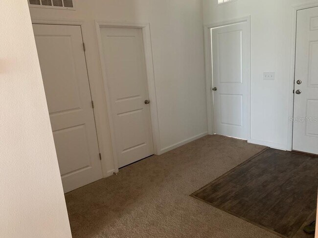 Building Photo - 4911 St James Dr