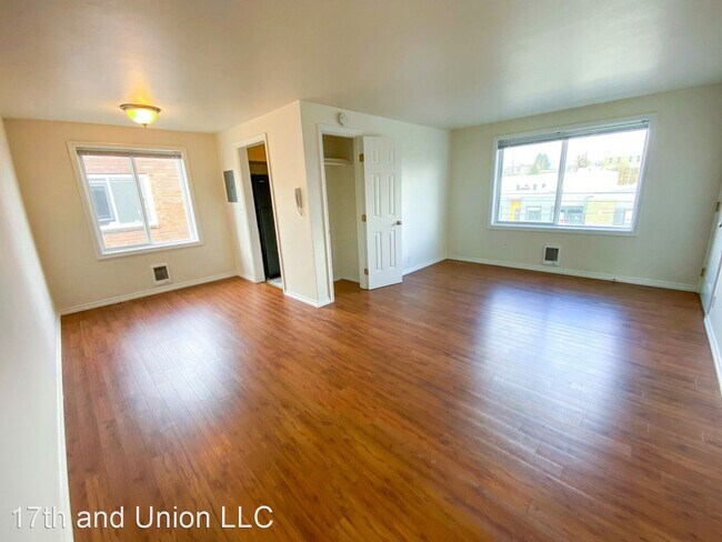 Building Photo - 1703 E Union St