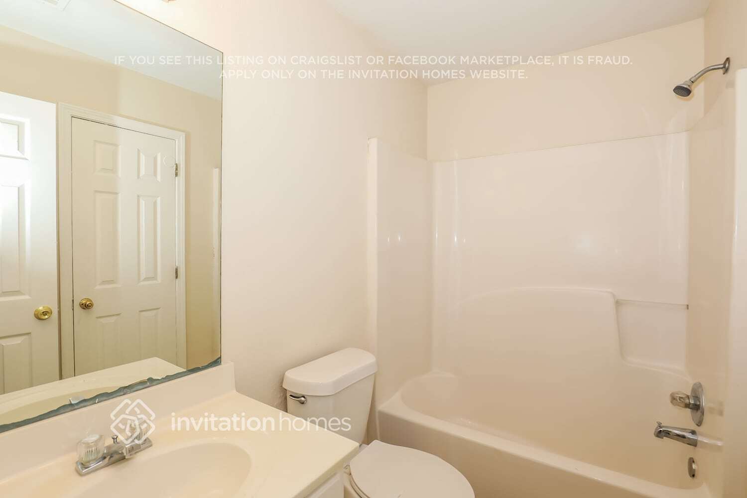 Building Photo - 4435 Ravenwood Dr