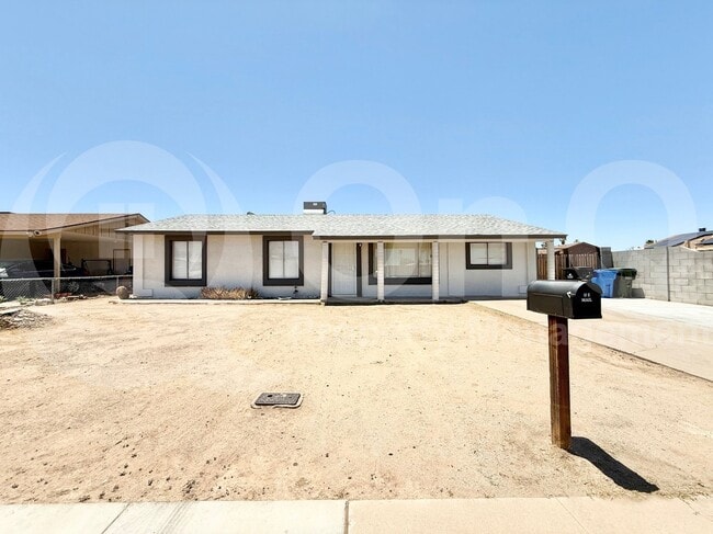 Building Photo - 6402 S 42nd St
