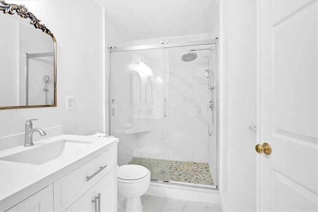 Building Photo - 13077 Region Trace