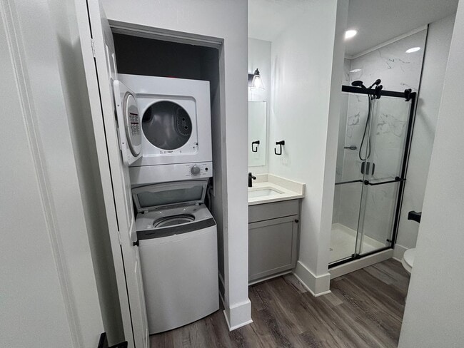 Building Photo - 4115 Whitman Ave