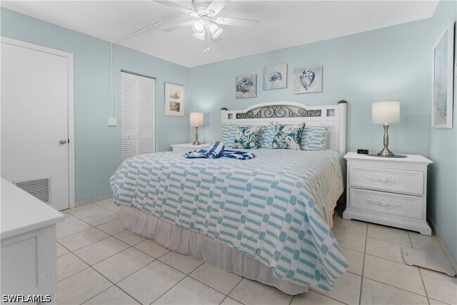 Building Photo - 5700 Bonita Beach Rd SW