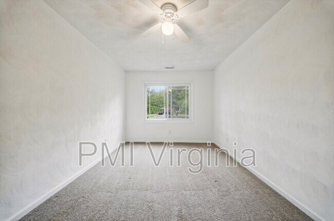 Building Photo - 5389 Susquehanna Dr