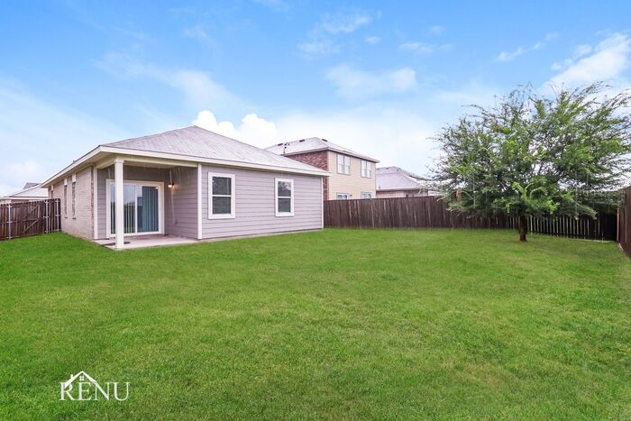 Building Photo - 6120 Harrah Ln