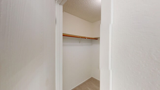 Building Photo - 495 Ignacio Blvd