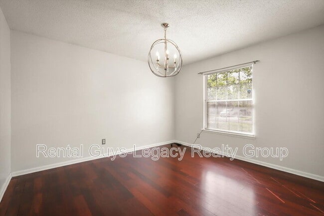 Building Photo - 3633 Carol Ann Ln