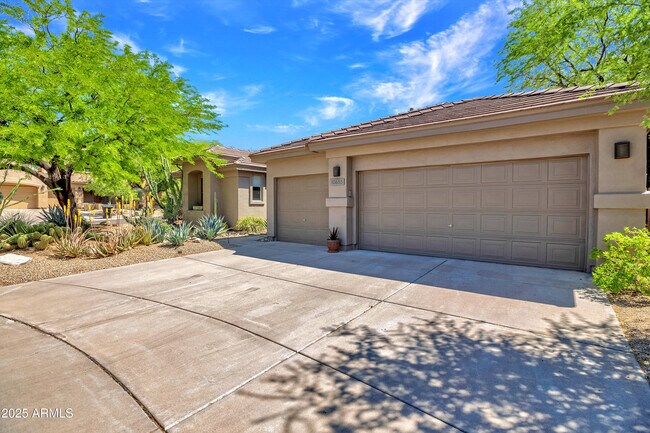Building Photo - 10655 E Acacia Dr