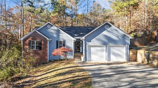 Building Photo - 405 Christopher Ln