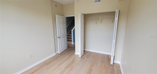 Building Photo - 5682 Bentgrass Dr
