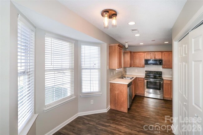 Building Photo - 771 Rebecca Jane Dr