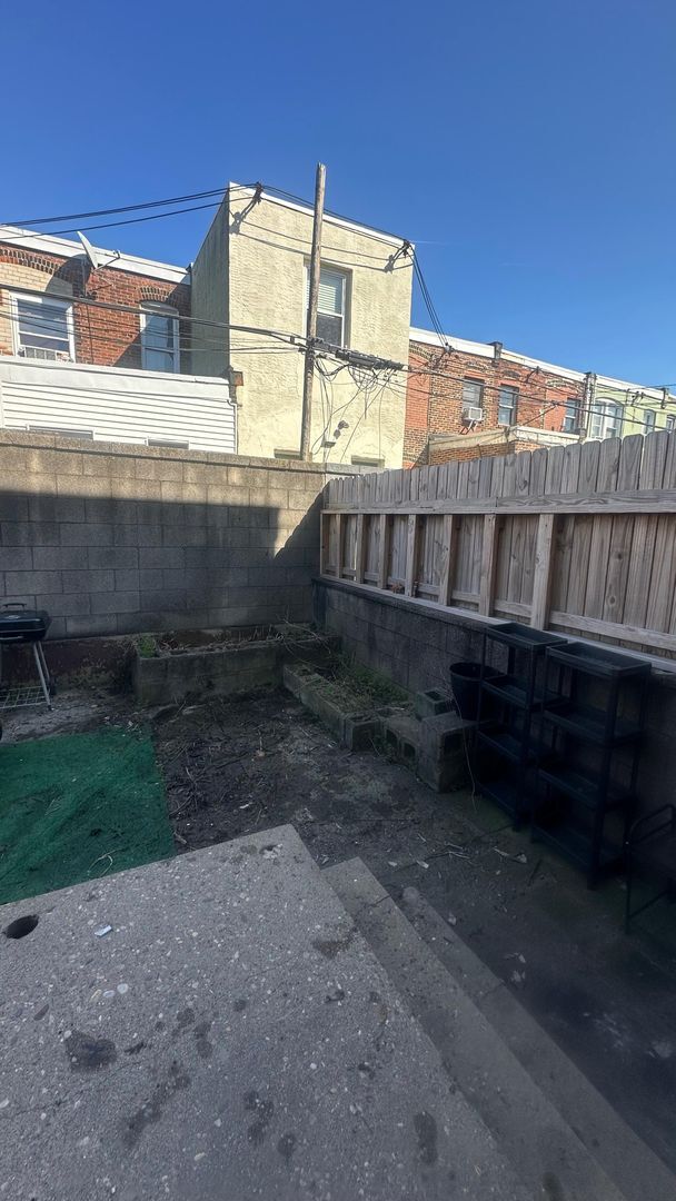 Building Photo - Beautiful Row - West Passyunk