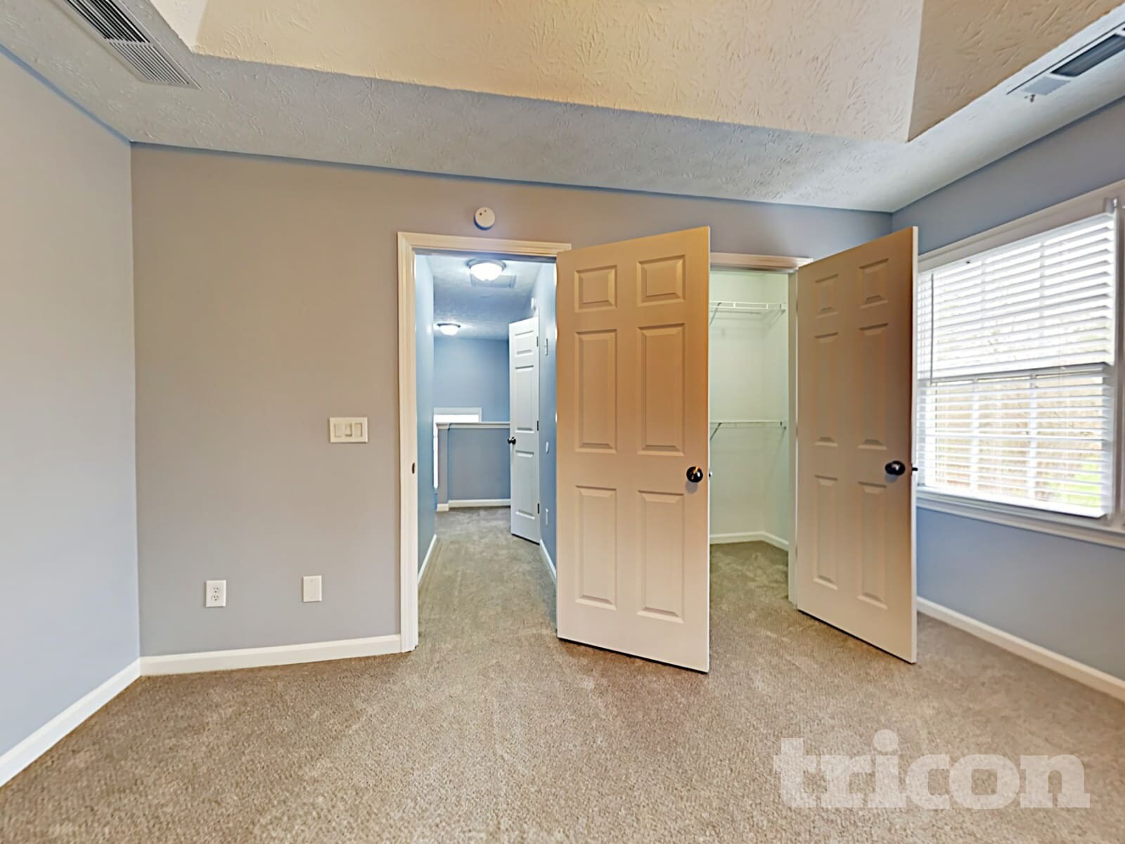 Building Photo - 313 Willow Bend Dr