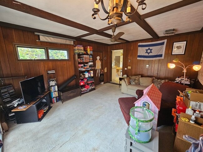 Building Photo - 56 Great Meadow Rd