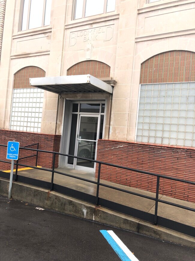 117 S Prairie St 117 S Prairie St Bloomfield MO 63825 Apartment Finder