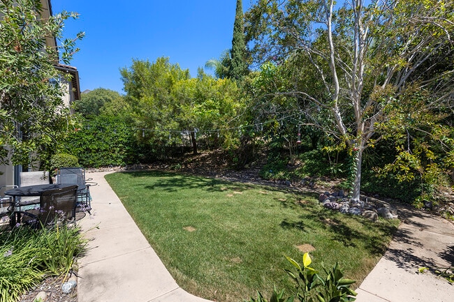 Building Photo - 16263 Lone Bluff Ct
