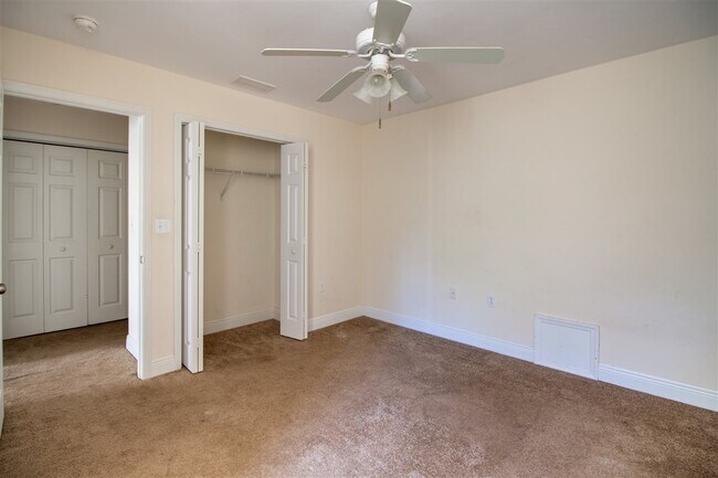 Building Photo - 1575 Paul Russell Rd