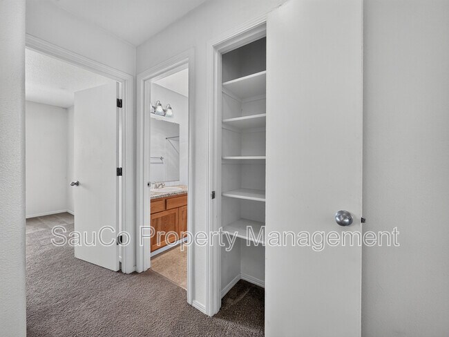 Building Photo - 20715 NW Painted Mountain Dr