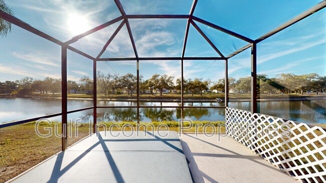 Building Photo - 704 49th St E