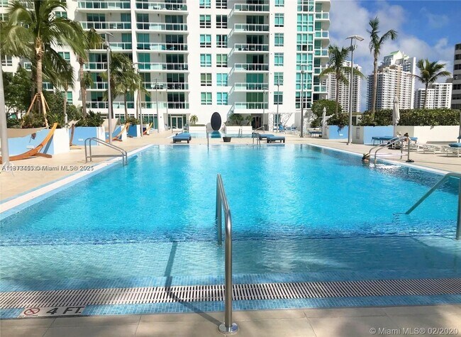 Primary Photo - 951 Brickell Ave