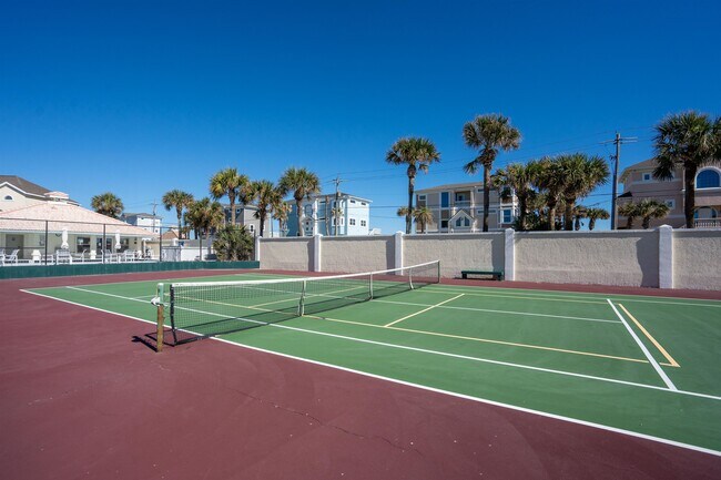 Building Photo - 212 Somerset Ct