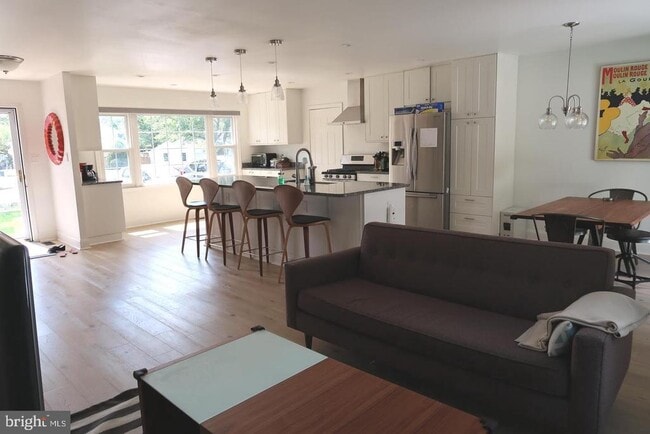 Building Photo - 9530 Ashbourn Dr