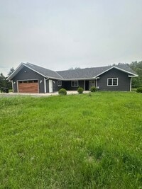 Building Photo - 4 Bed, 2 bath Single Family Home - Pillager