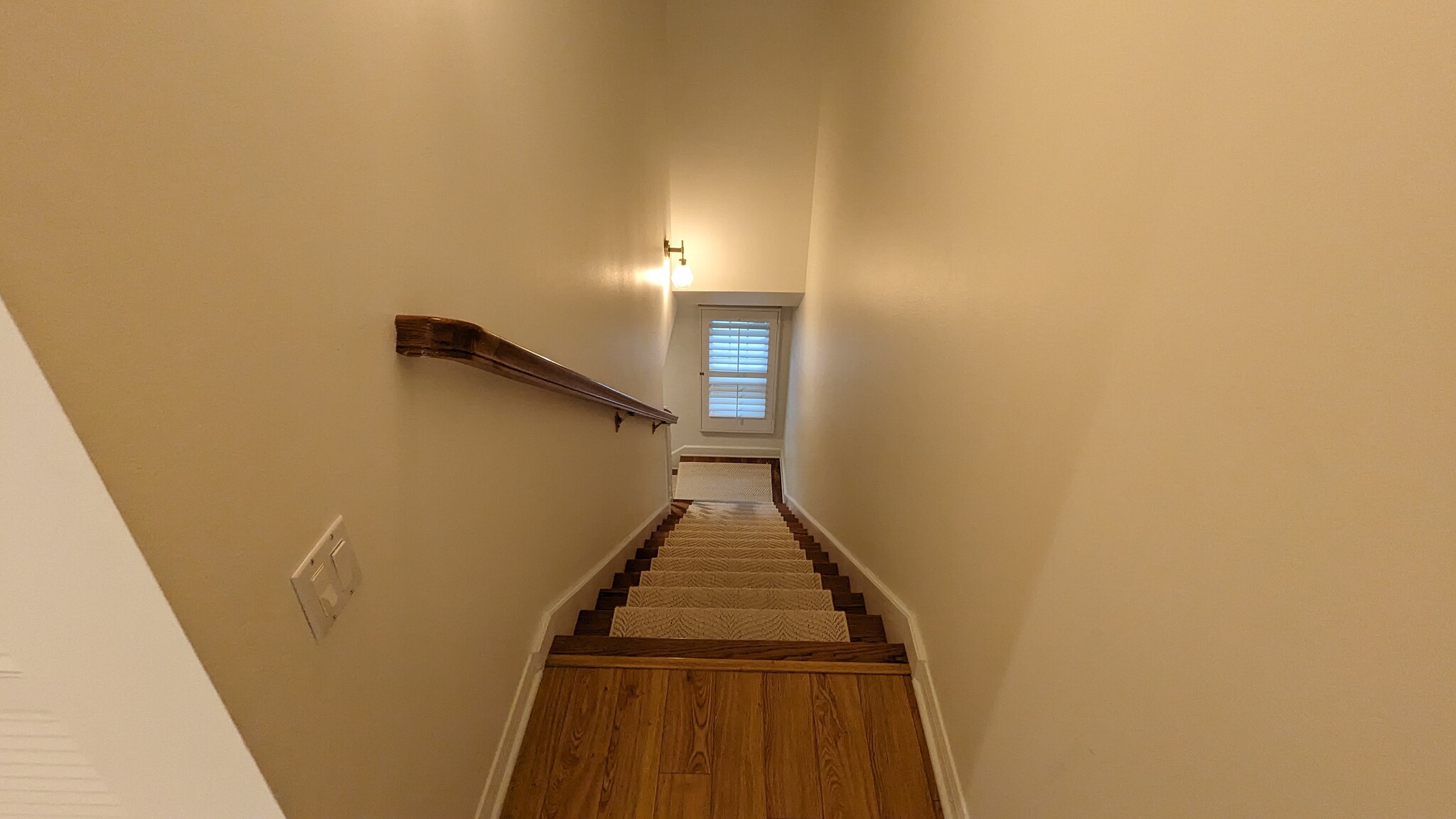 Stairs - 1144 Yale St