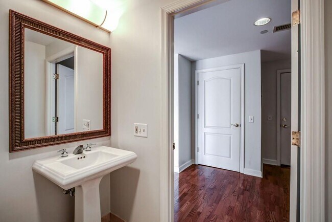 Building Photo - 195 14th St NE