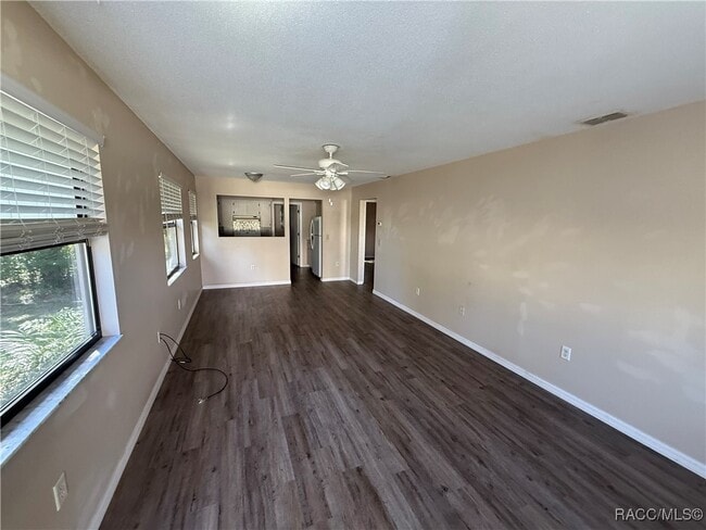 Building Photo - 227 Davidson Ave