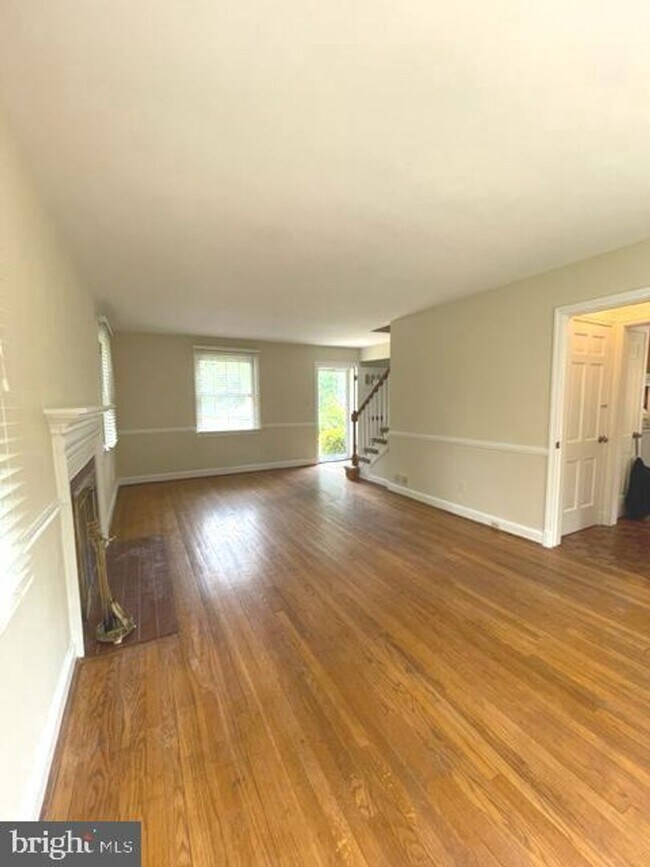Building Photo - 4408 Glenridge St