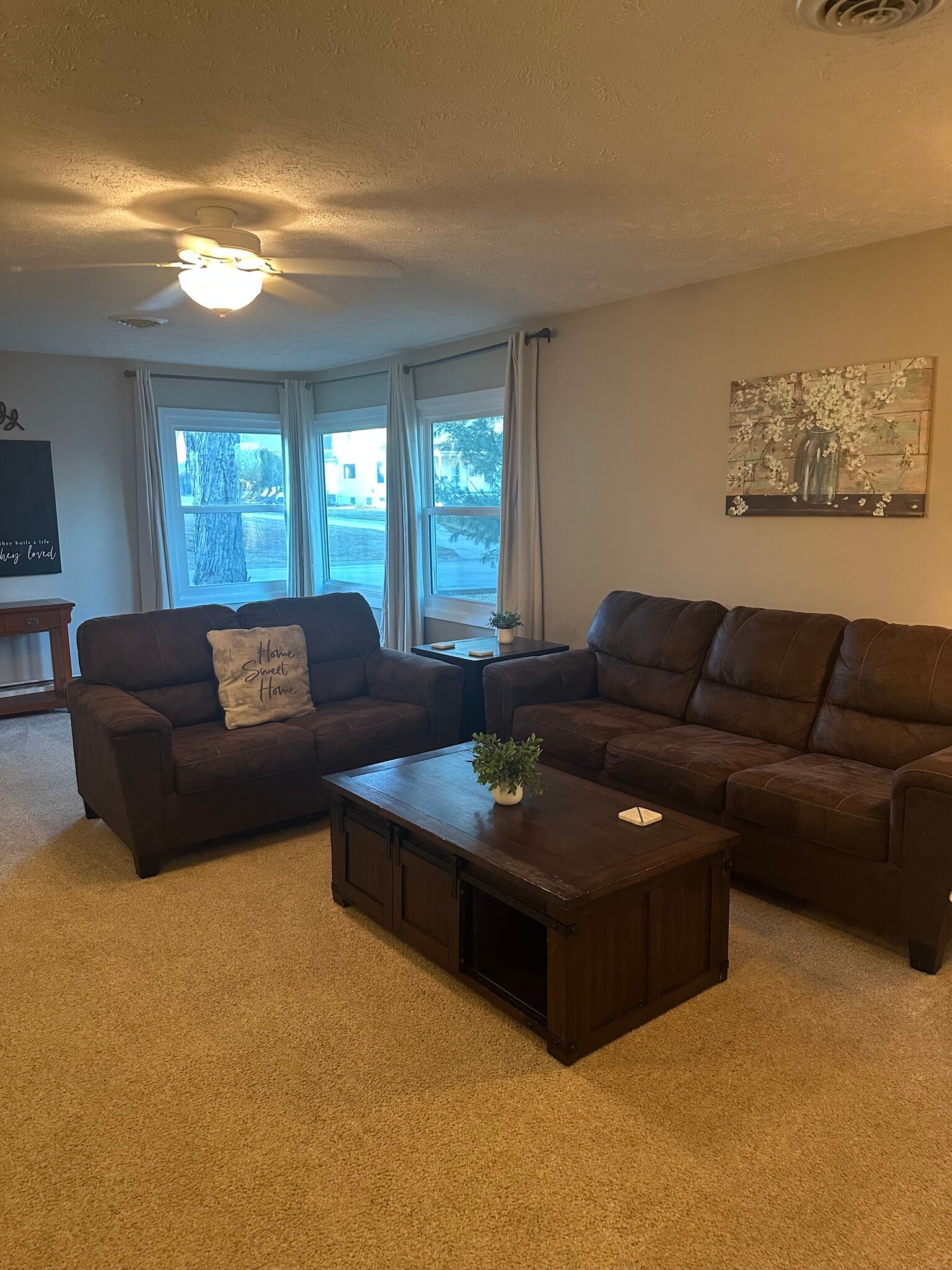 Building Photo - 1009 Ann Ave