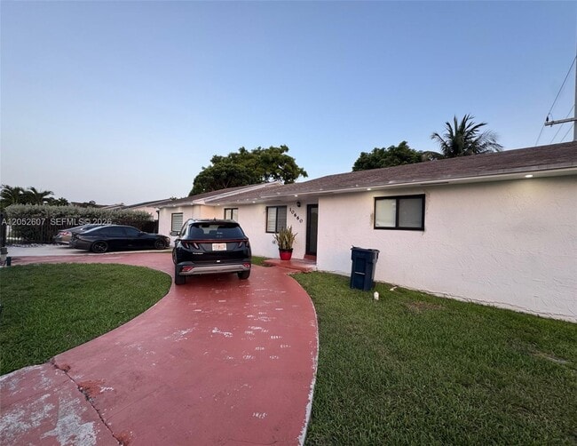 Building Photo - 10660 SW 164th St