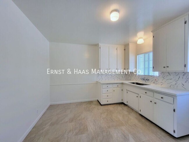 Building Photo - 6576 Falcon Ave