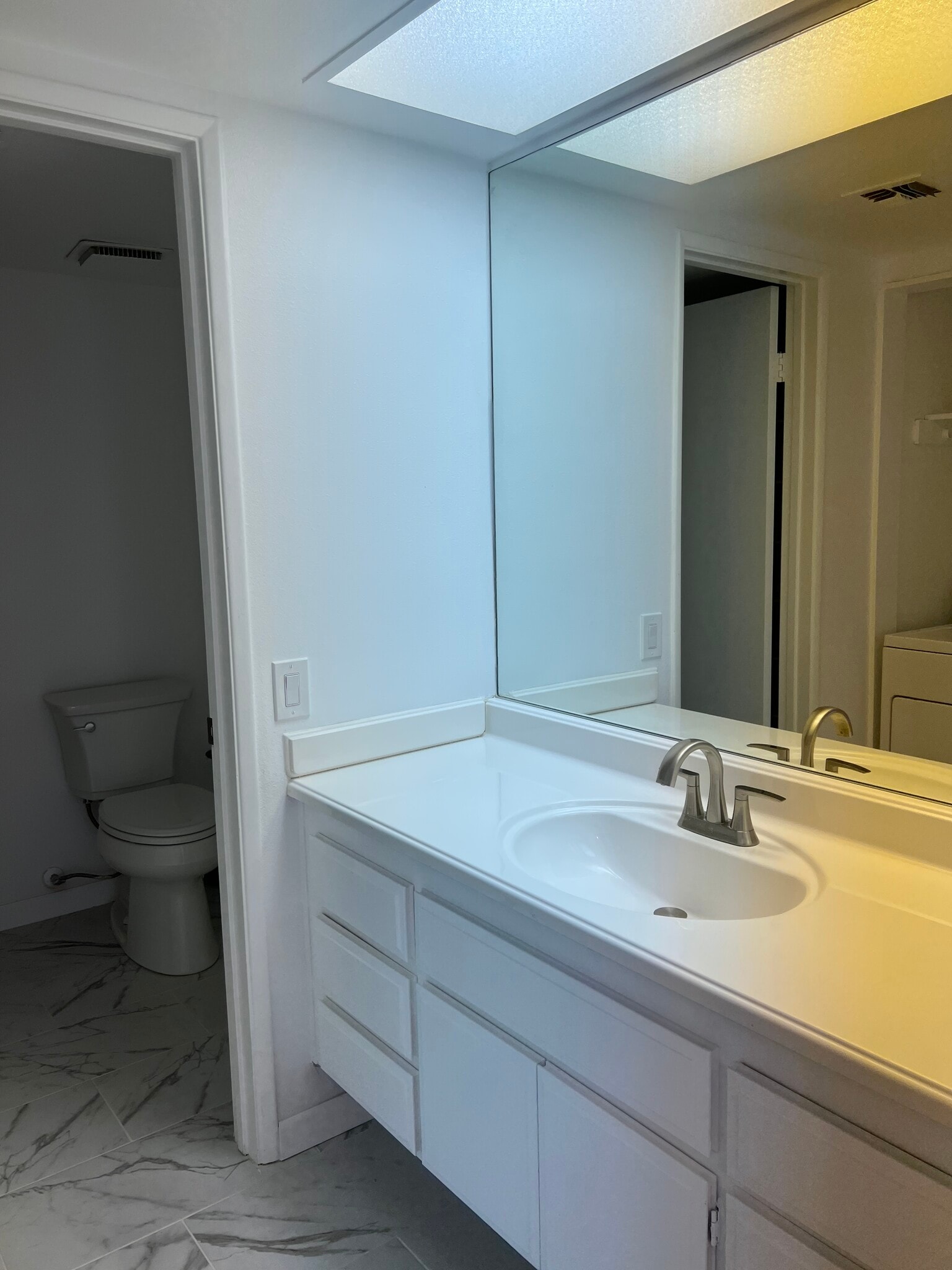 master bathroom - 2017 Normandy Ct