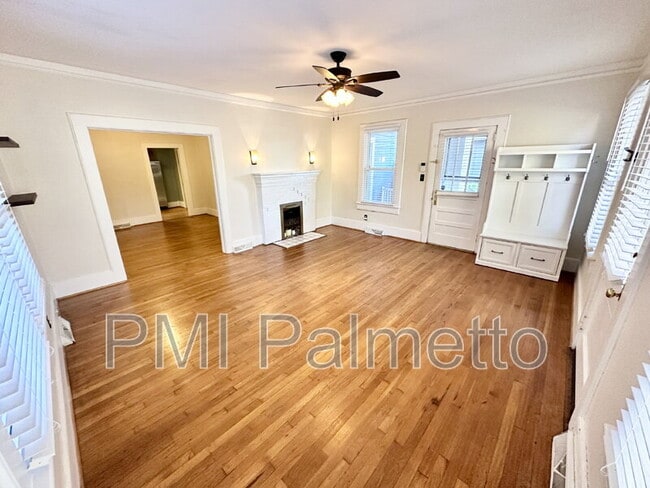 Building Photo - 2817 Columbia Ave