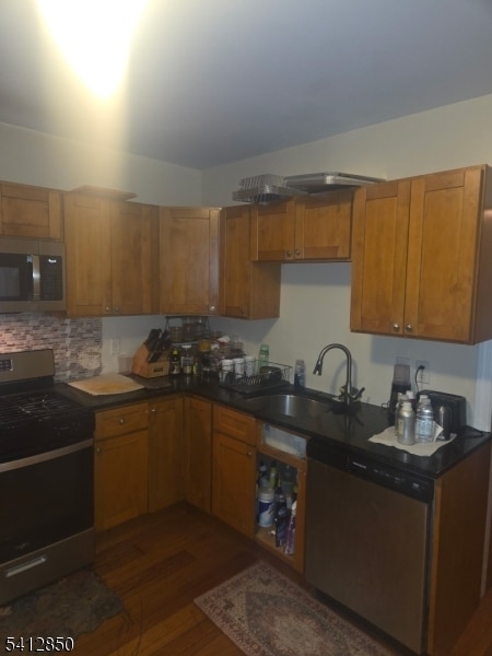 Building Photo - 426 Tompkins St