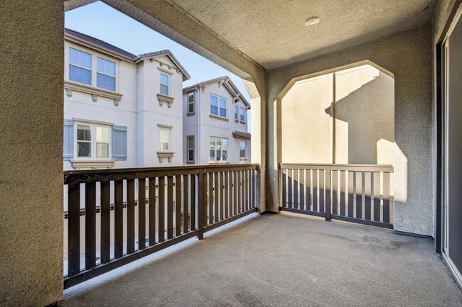 Building Photo - 1606 Hidden Creek Ln