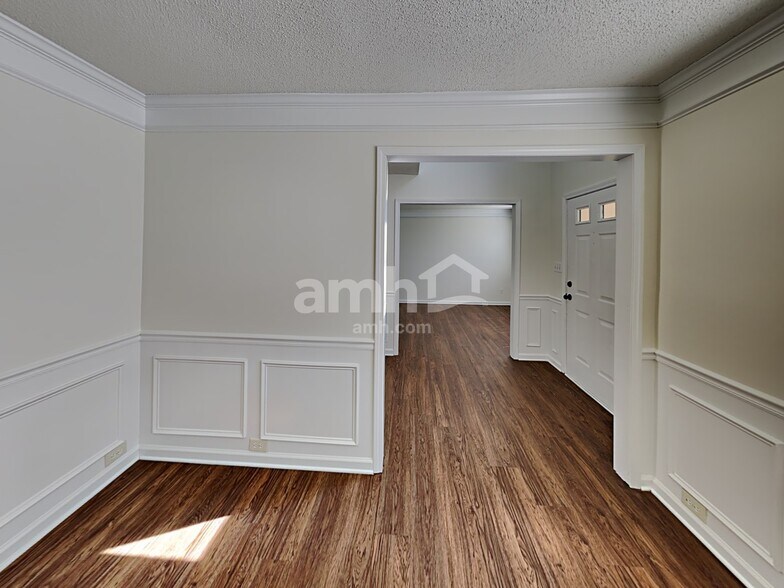 Building Photo - 13003 Shannon Park Ln