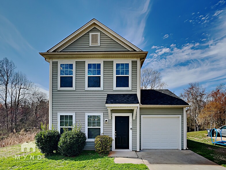 Primary Photo - 105 Coddington Ln