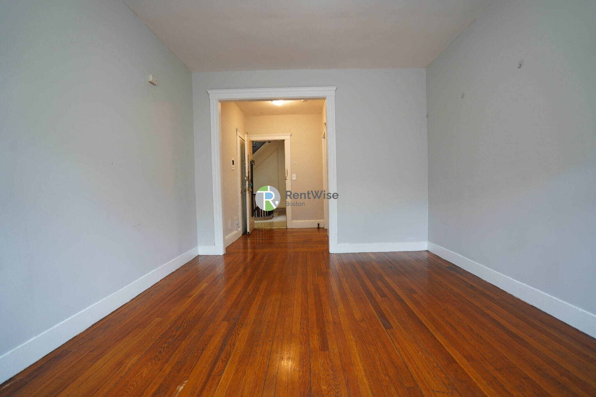 Building Photo - 47 Linden St