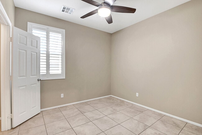 Building Photo - 3017 Termini Ave