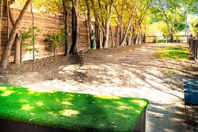 Building Photo - 2505 Thornton Rd